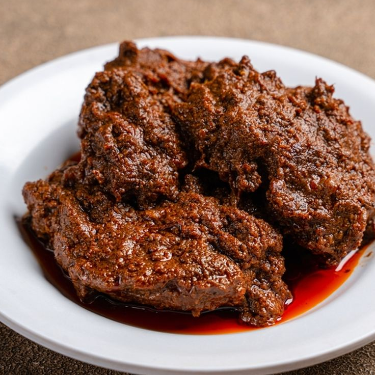 Rendang sapi khas masakan Indonesia